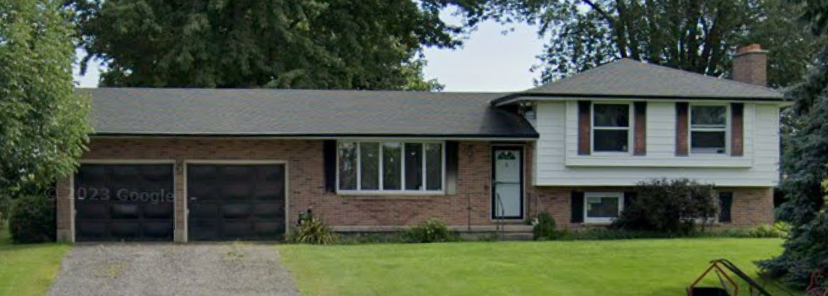 House exterior before AI paint visualization