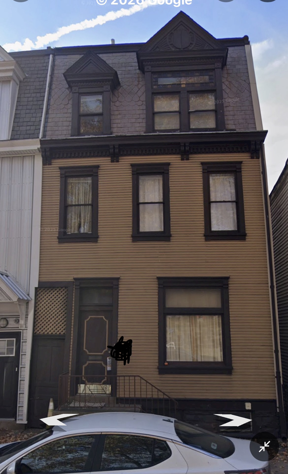 House exterior before AI paint visualization