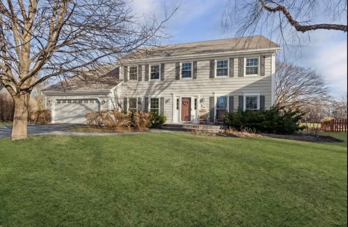 AI-rendered house in new paint colors