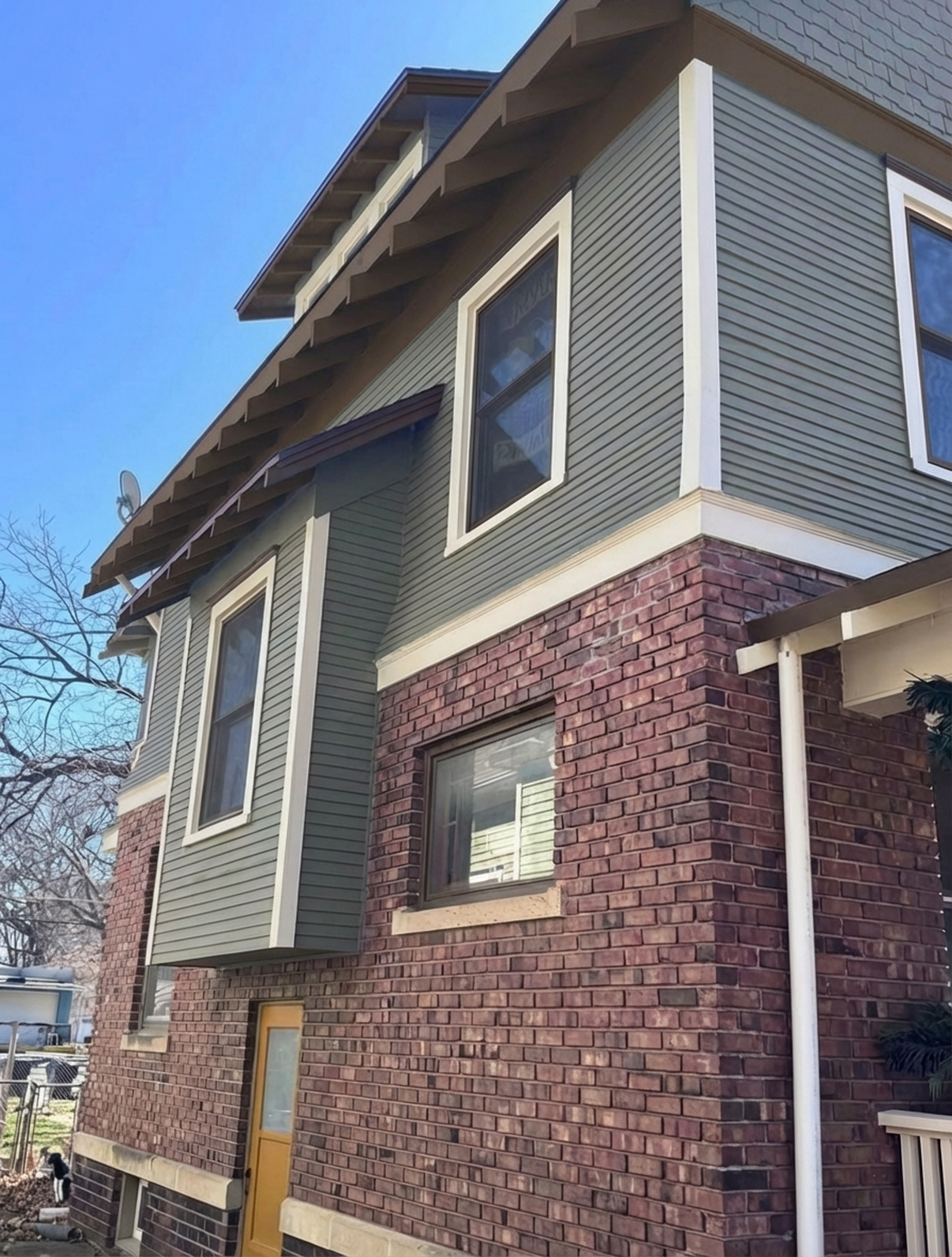 AI-rendered house in new paint colors