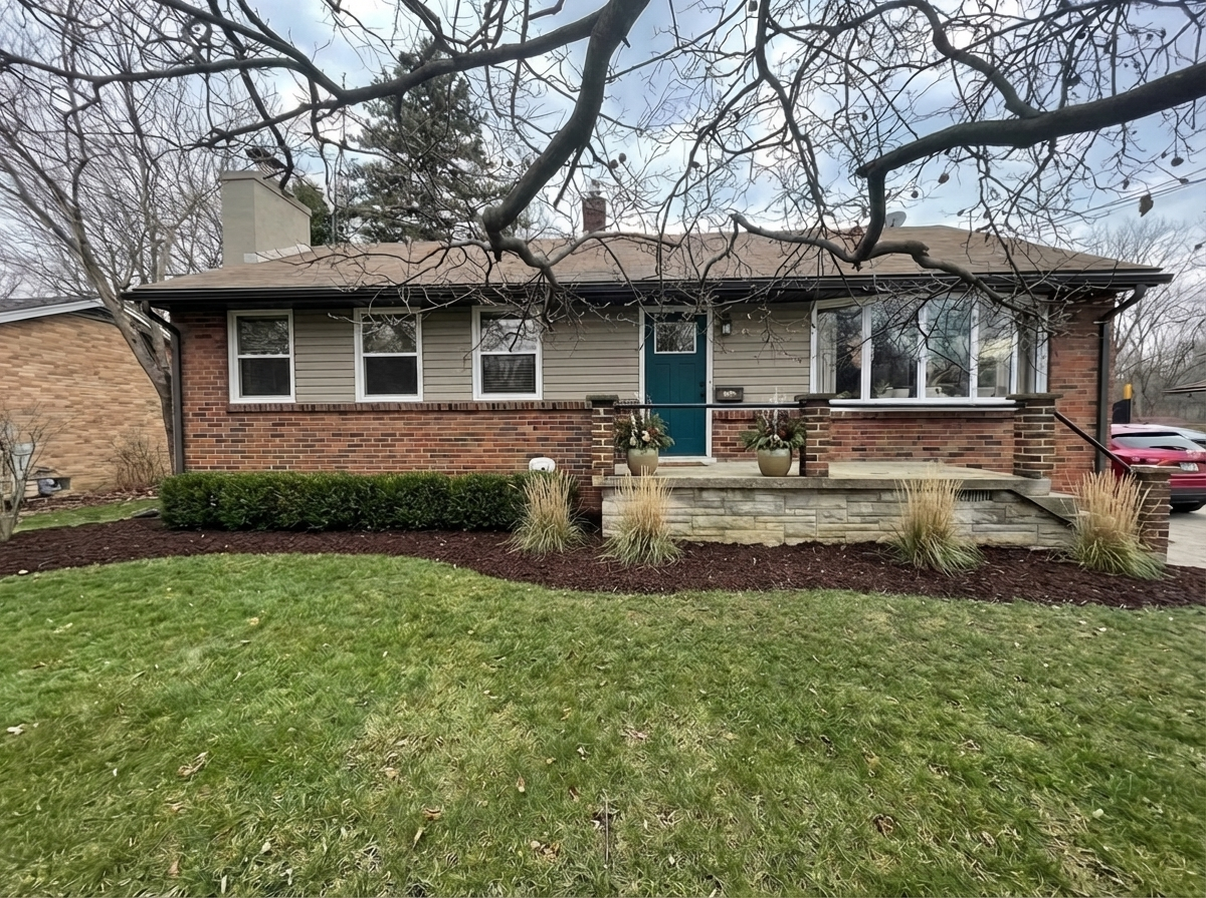 AI-rendered house in new paint colors