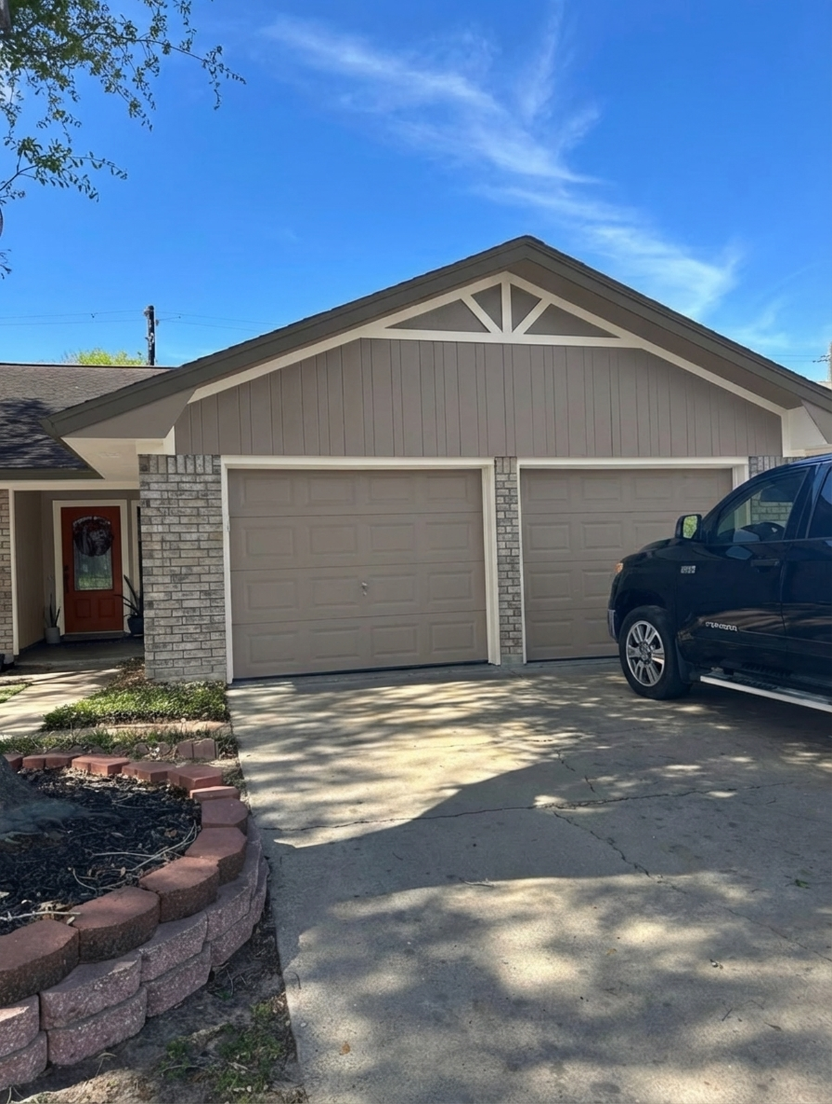 AI-rendered house in new paint colors